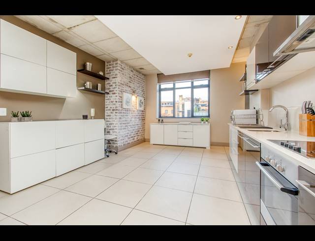 2 BEDROOM APARTMENT TO LET IN MELROSE ARCH